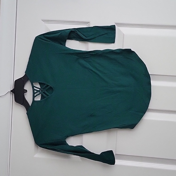 Old Navy Girl's Shirt - Picture 4 of 9